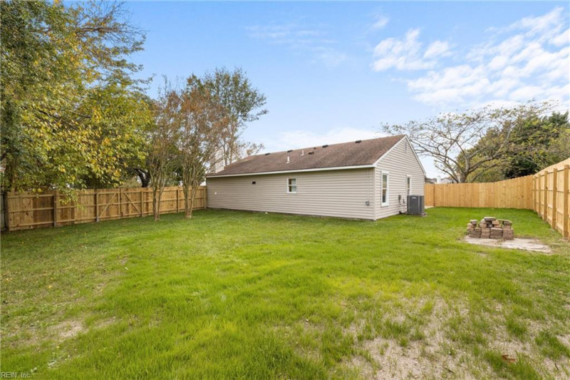 Photo 20 of 21 residential for sale in Virginia Beach virginia