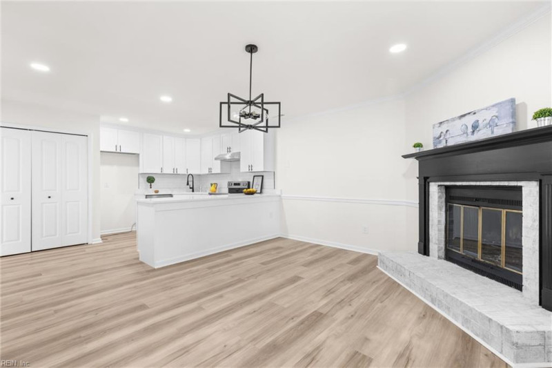 Photo 6 of 21 residential for sale in Virginia Beach virginia