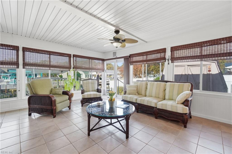 Photo 13 of 46 residential for sale in Virginia Beach virginia