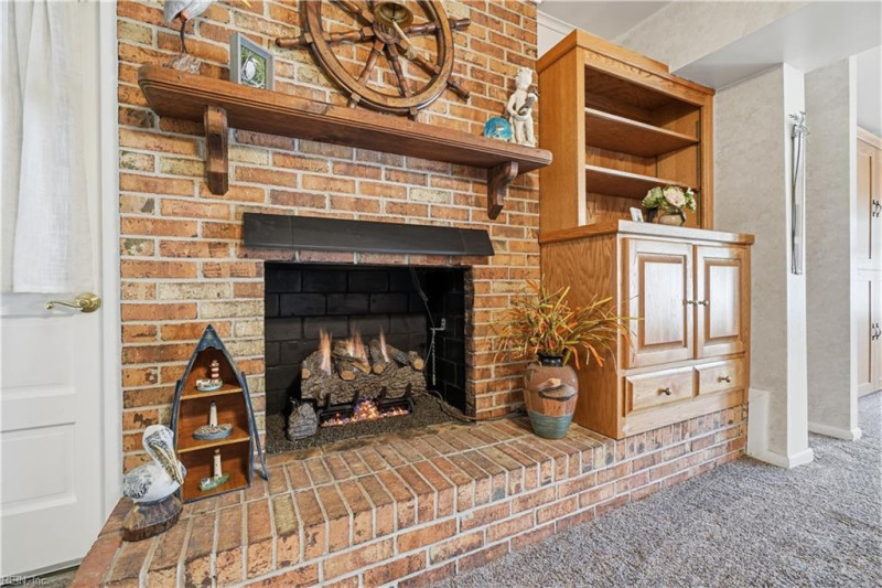 Photo 18 of 46 residential for sale in Virginia Beach virginia