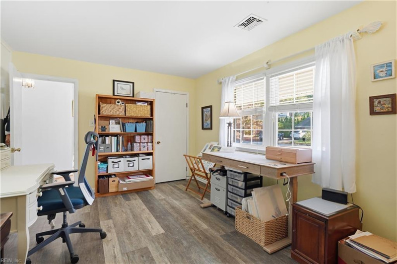 Photo 23 of 46 residential for sale in Virginia Beach virginia