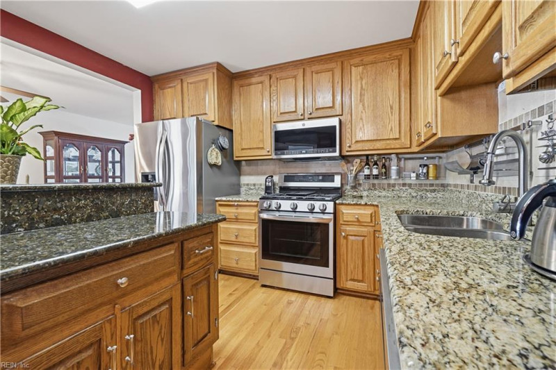 Photo 9 of 46 residential for sale in Virginia Beach virginia