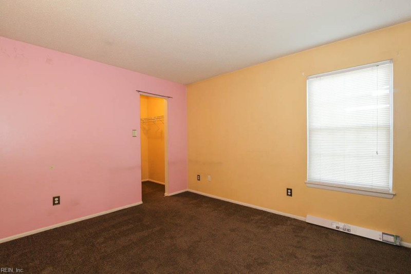 Photo 14 of 24 residential for sale in Virginia Beach virginia