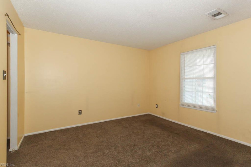 Photo 18 of 24 residential for sale in Virginia Beach virginia