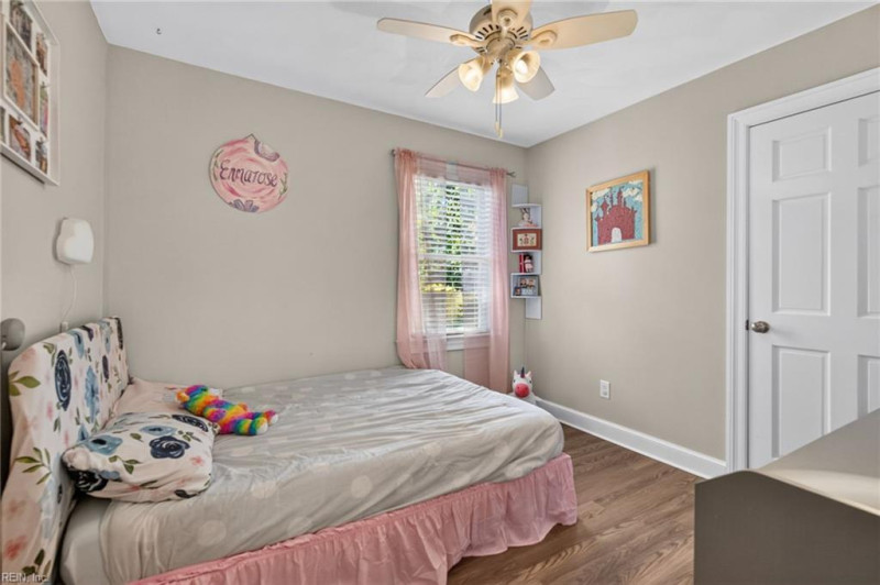 Photo 19 of 36 residential for sale in Chesapeake virginia Photo 19 of 36 residential for sale in Chesapeake virginia